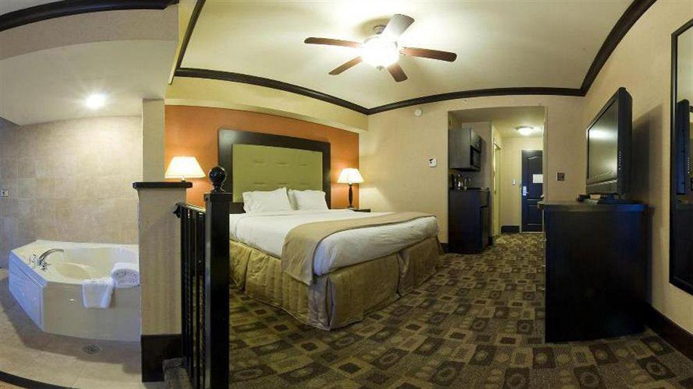 Holiday Inn Express Hotel & Suites Columbia-Fort Jackson By Ihg Exteriör bild