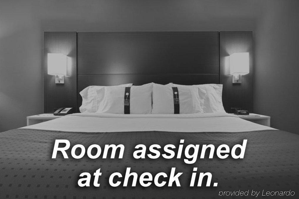 Holiday Inn Express Hotel & Suites Columbia-Fort Jackson By Ihg Exteriör bild