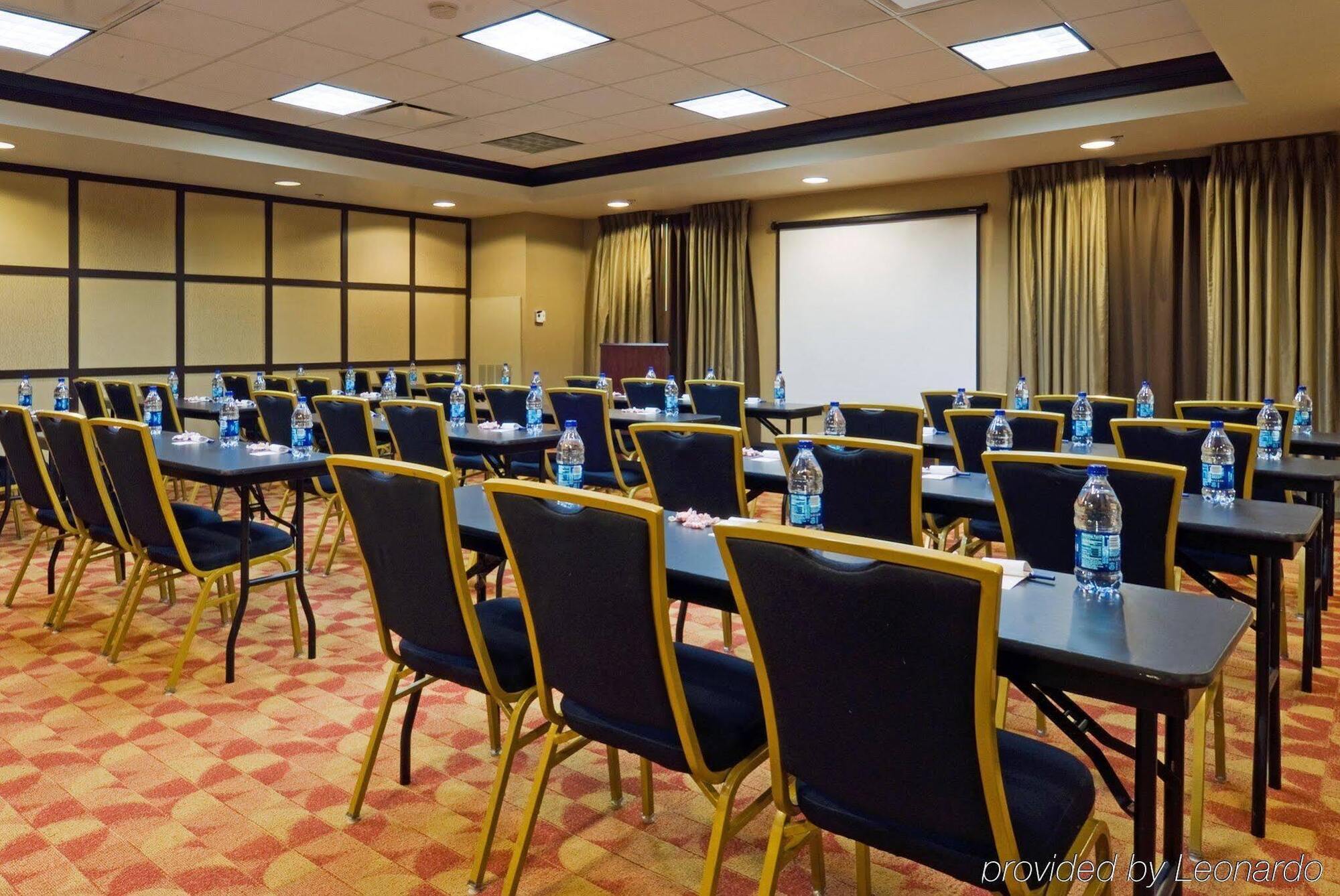 Holiday Inn Express Hotel & Suites Columbia-Fort Jackson By Ihg Exteriör bild