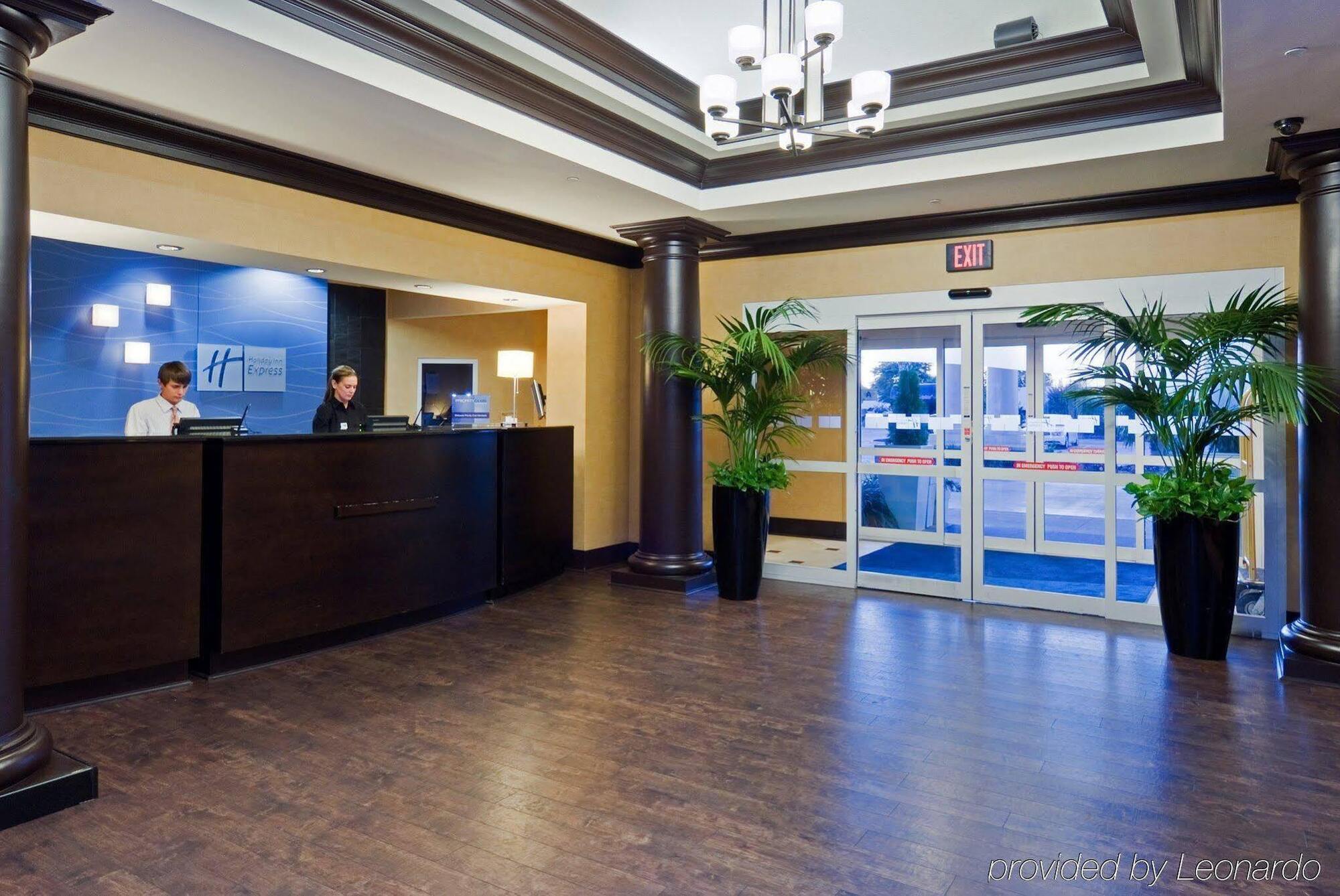 Holiday Inn Express Hotel & Suites Columbia-Fort Jackson By Ihg Exteriör bild